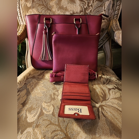 Bass Cranberry Red, Satchel Bag/w Matching clutch bag and Billfold NWOT - Picture 15 of 16